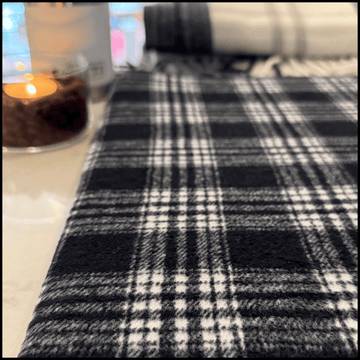Inuvik Plaid Kushee - Luxurious Portable Seat Cushion